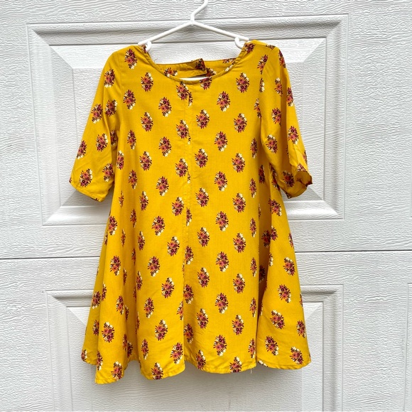Old navy 3T dress tunic. Light and flowy. Floral. Gold - Picture 1 of 5